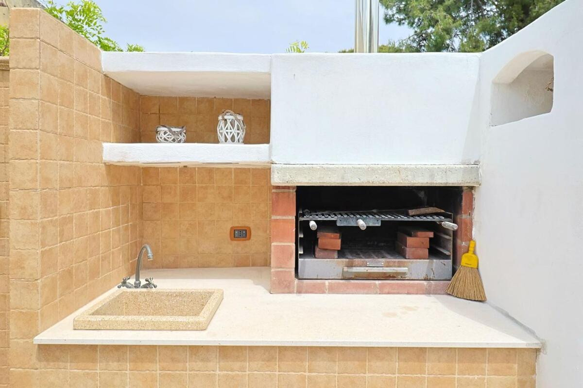 Villa Le Conchiglie Di Taranto Mediterranea Пулзано Екстериор снимка